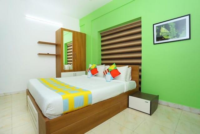 The Solo Apartments Kadavanthra Kochi Luaran gambar