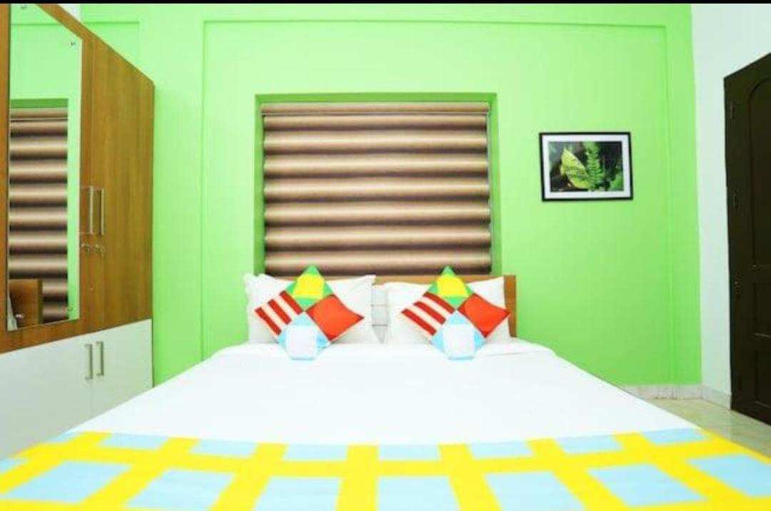 The Solo Apartments Kadavanthra Kochi Luaran gambar
